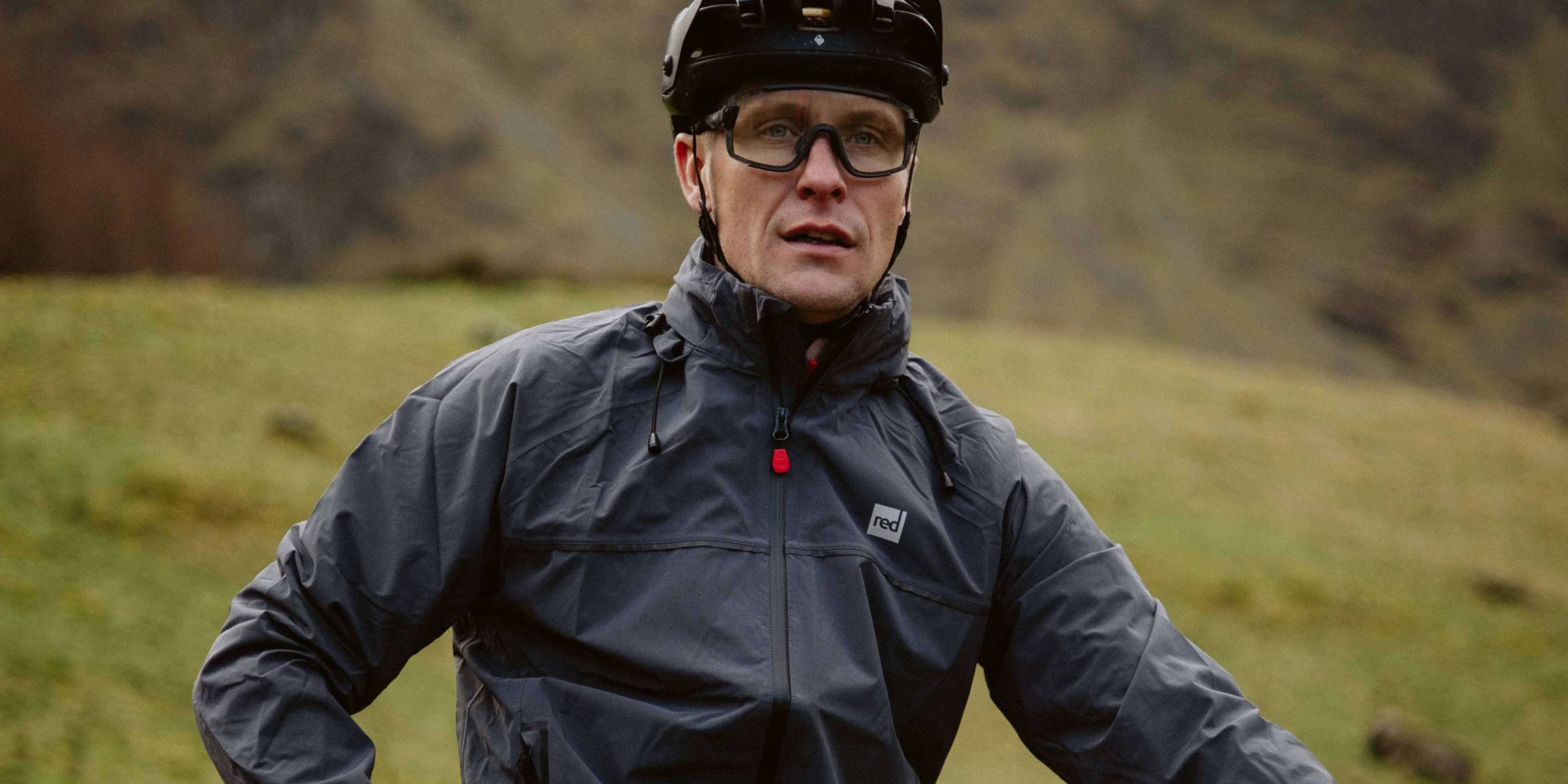 Nepremočljive športne jakne - aktivne jakne