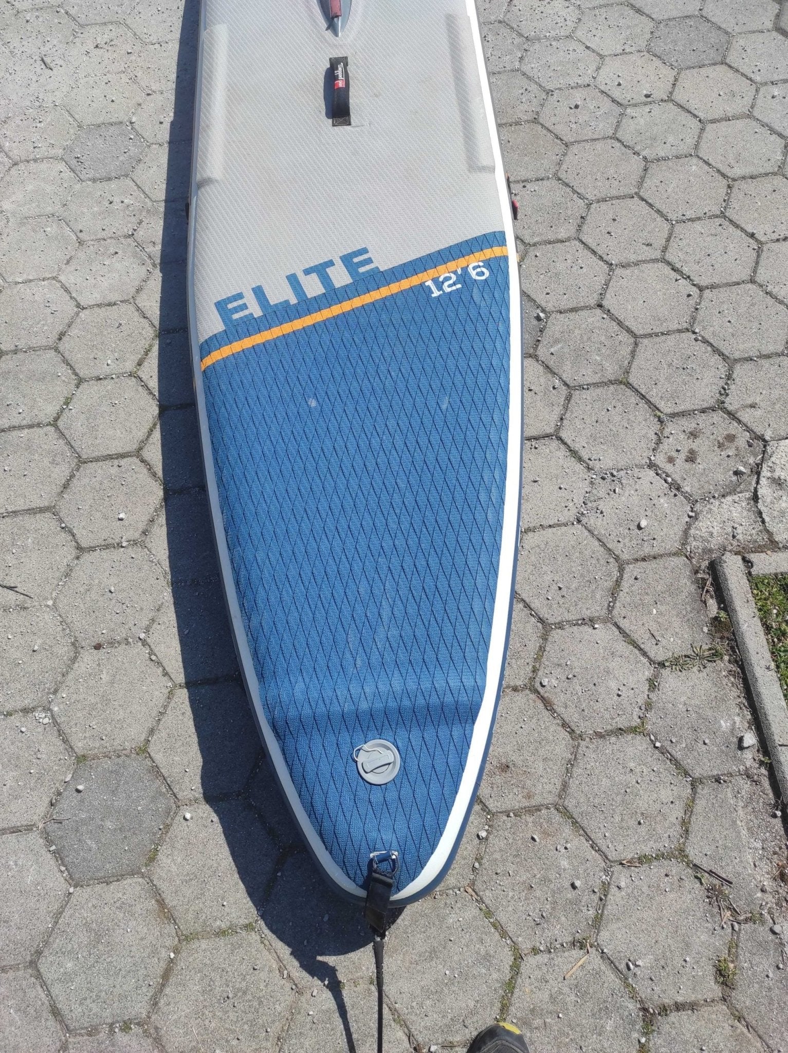 Red Paddle Co Elite 12'6 I 28" - rabljen sup | Bananaway