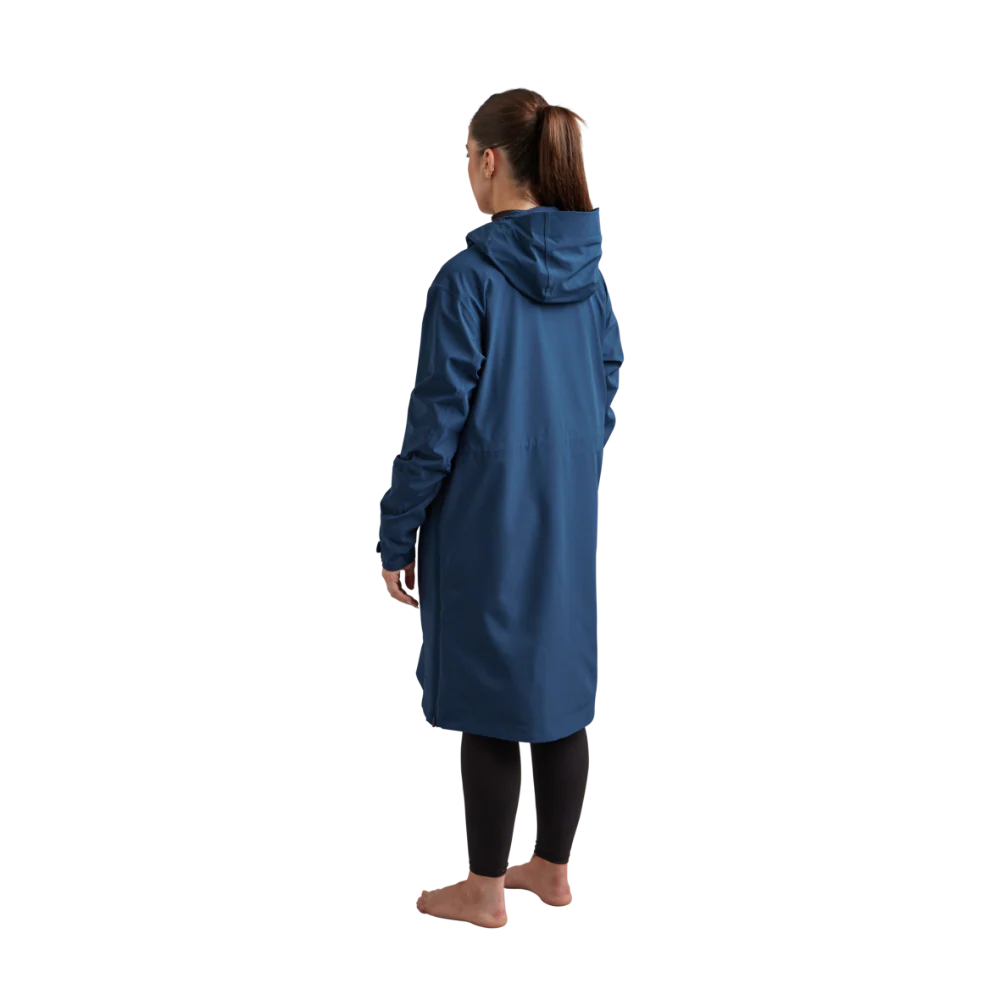 Women's Pursuit Waterproof Lightweight Changing Robe Jacket