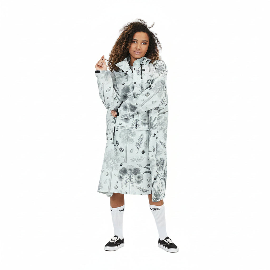 AFTER Botanical Rain Poncho