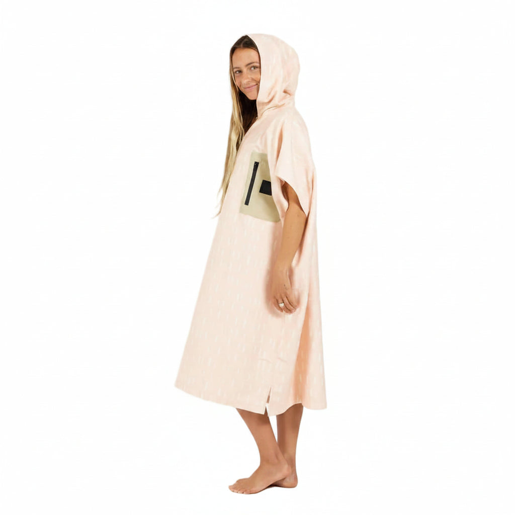 AFTER Tech Pocket Tears Of Pink Poncho 