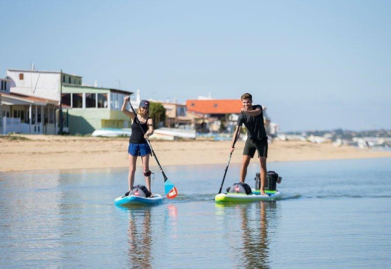 Naramnica za nošenje supa Red Original - pas, v uporabi